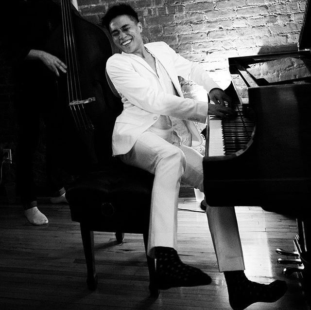 Photo of performance with Dave Speranza, Greenwich Village, NYC